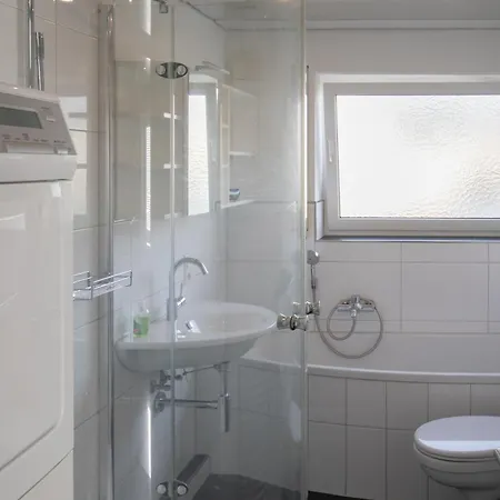 #1 Ferienwohnung Hochparterre Friedrichshafen Exterior photo